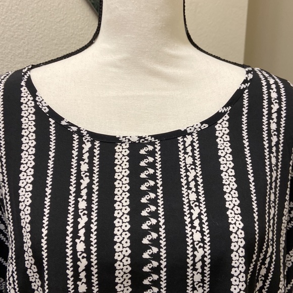 SHEIN Emery Rose Women’s Plus Size Tunic - Picture 5 of 11